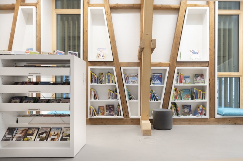 mediathek_kressbronn_public_library_de_002